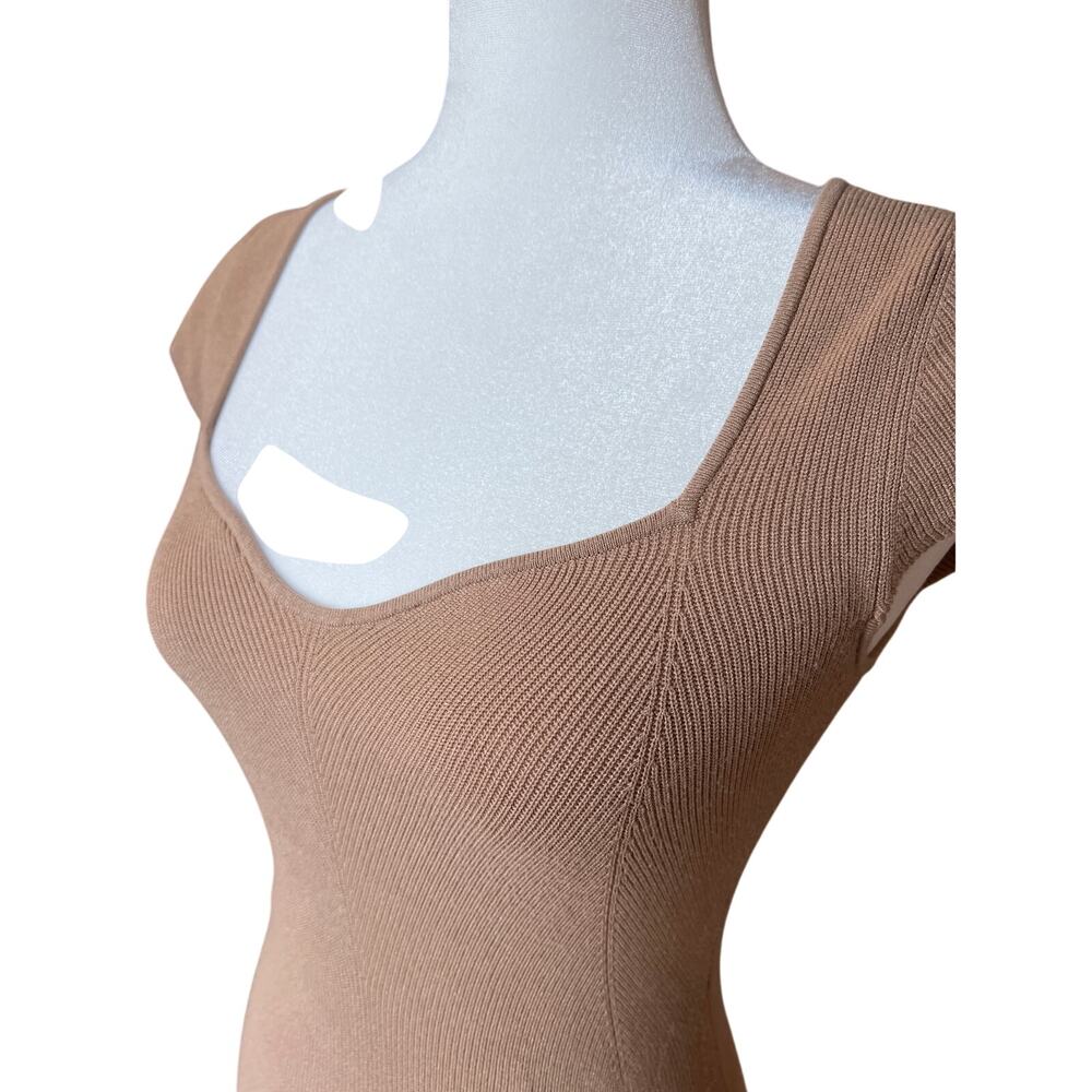 Aritzia Wilfred Tan Ribbed Knit Short Sleeve Sweetheart Neck Top Size XS/S